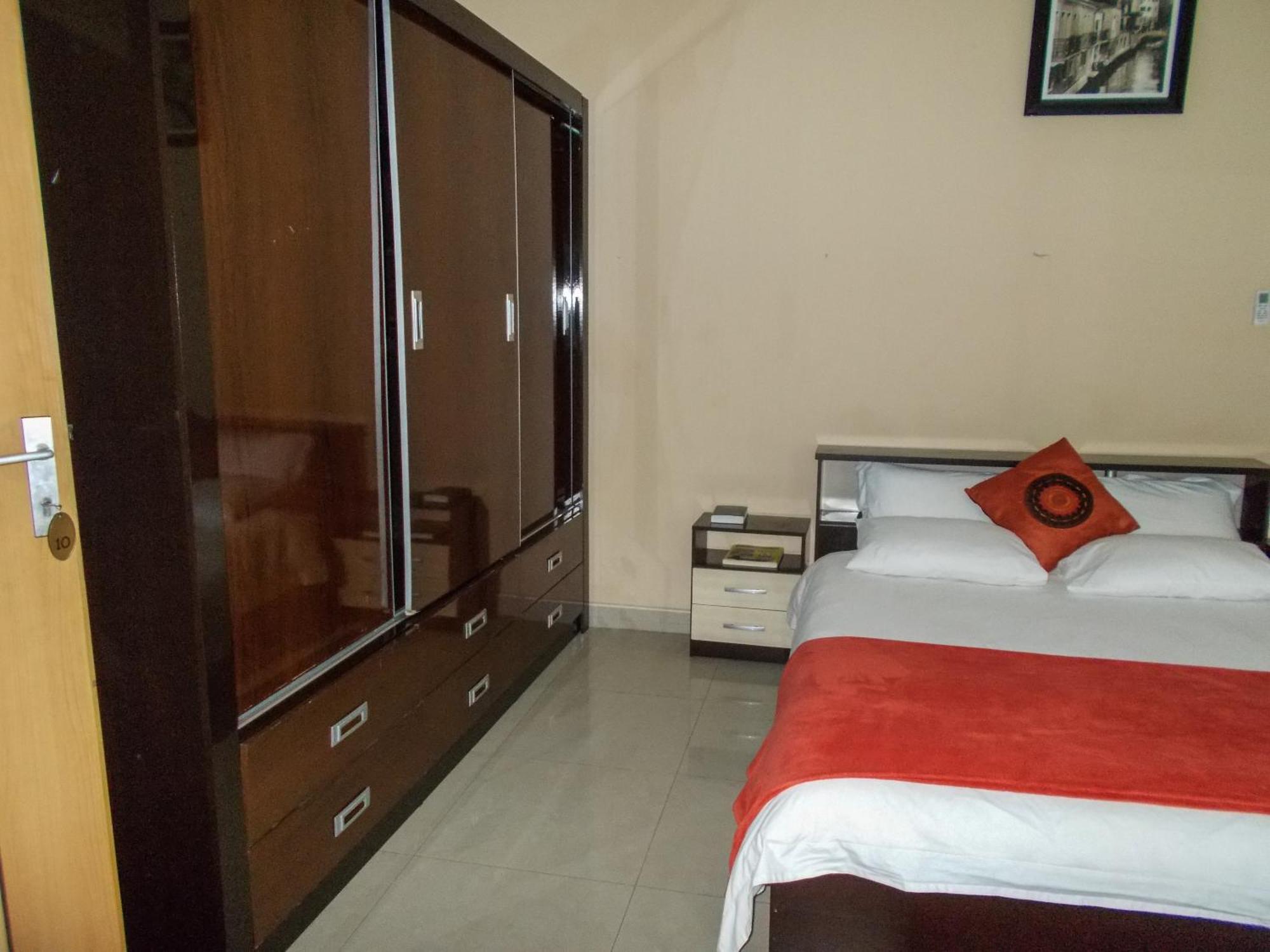 Waterfalls Hotel Lusaka Extérieur photo