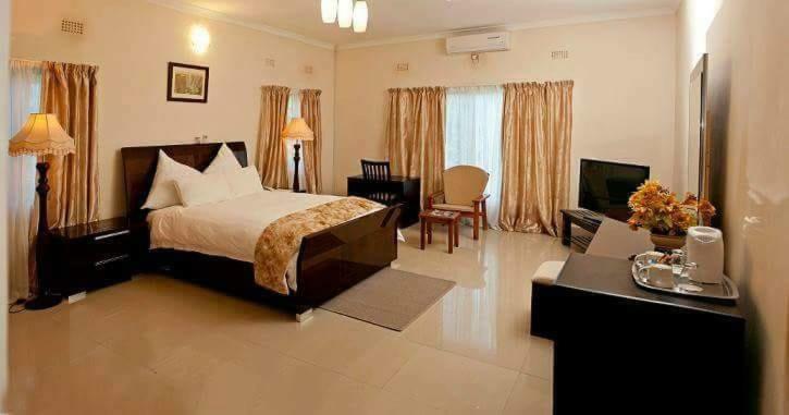 Waterfalls Hotel Lusaka Extérieur photo